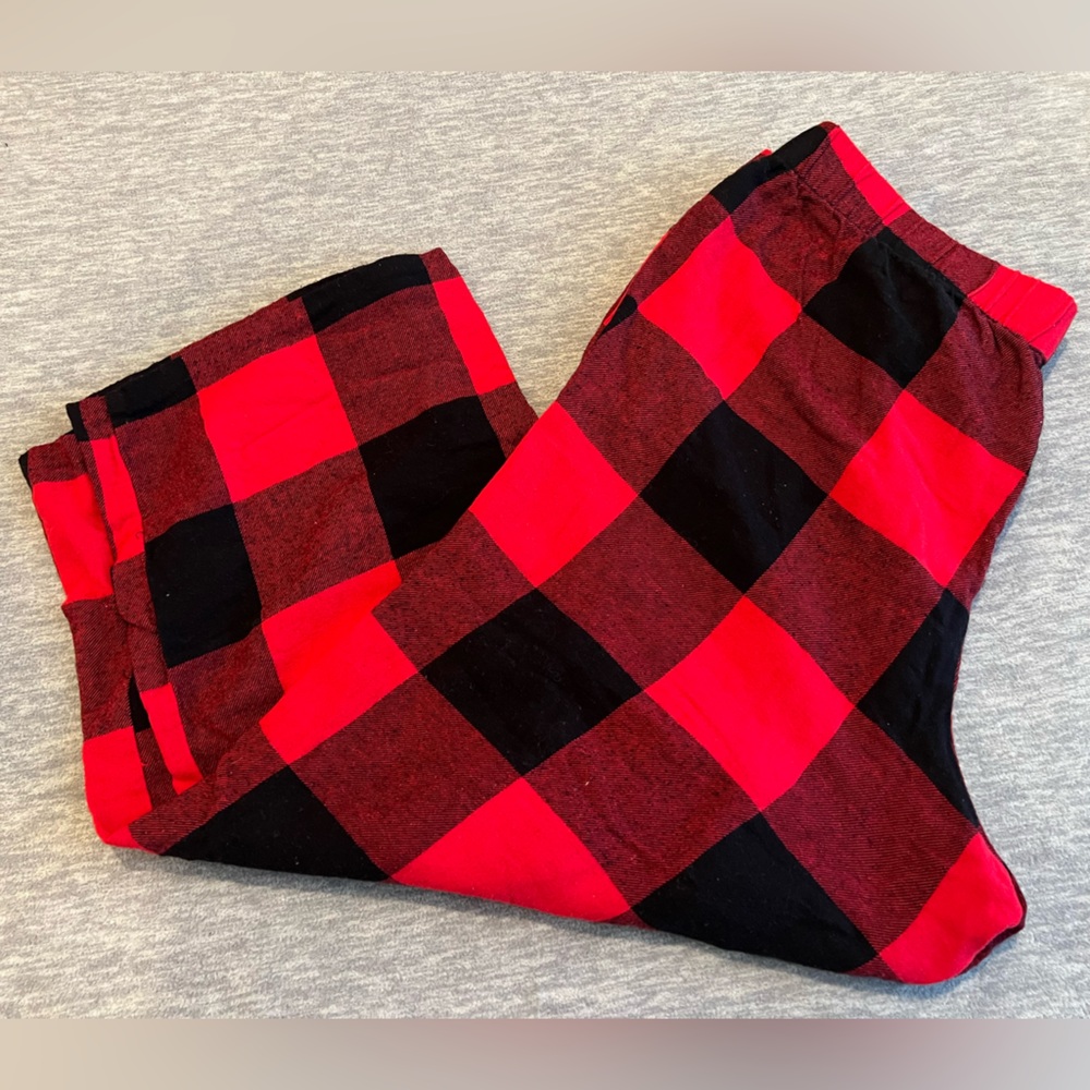 Sonoma plaid capri red black pj pajama pants women’s M winter Christmas casual 